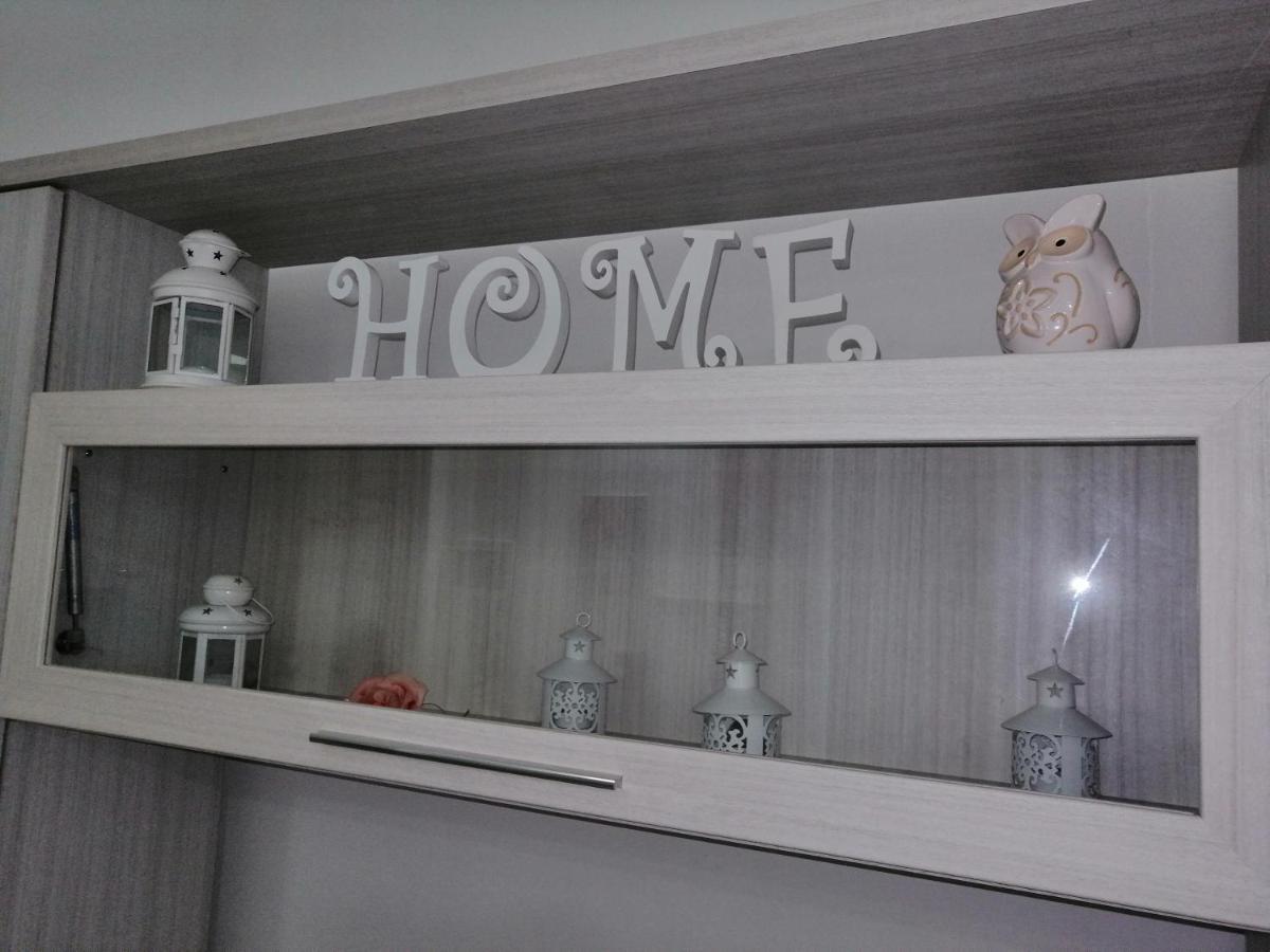 La Casa Di Chiara Apartment ตาเวียโน ภายนอก รูปภาพ