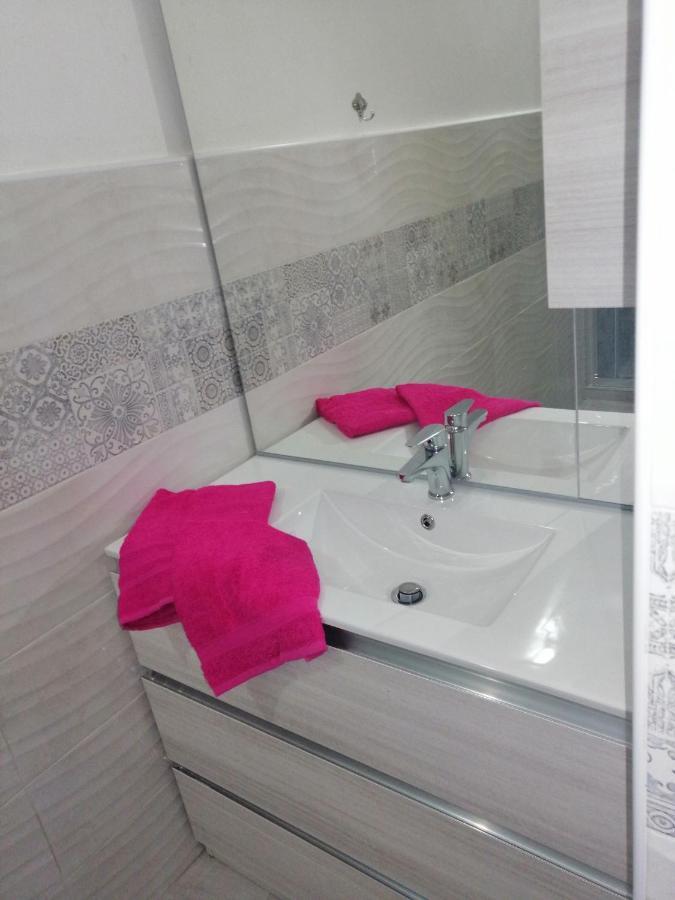 La Casa Di Chiara Apartment ตาเวียโน ภายนอก รูปภาพ