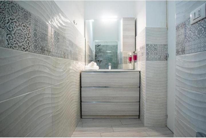 La Casa Di Chiara Apartment ตาเวียโน ภายนอก รูปภาพ