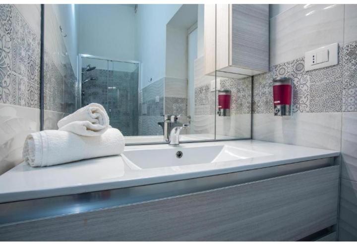 La Casa Di Chiara Apartment ตาเวียโน ภายนอก รูปภาพ
